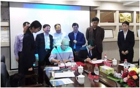 mk（中国）侨亚mk参加赴日护理技能实习项目推介会并签署战略合作协议