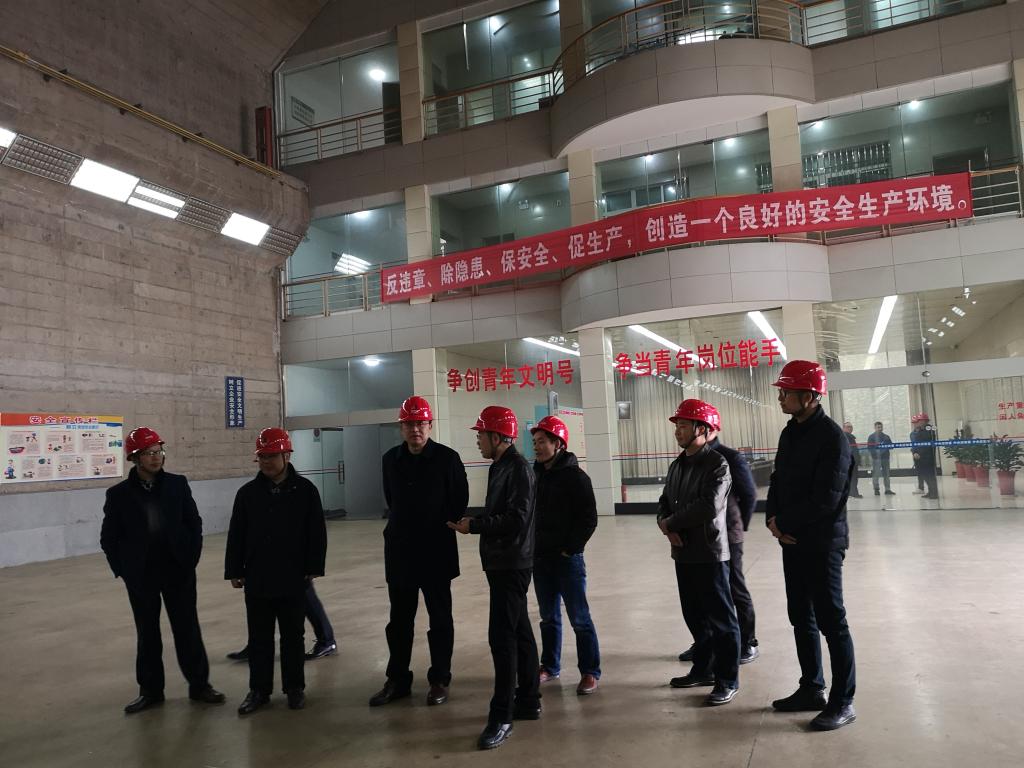 发展集团总经理苏德辉春节前调研指导株洲航电分mk安全生产工作