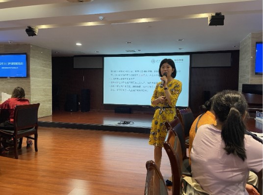 “强化岗位技能，培养业务人才” ——mk（中国）养老联合湖南中医药大学护理学院组织开展养老护理员专题培训