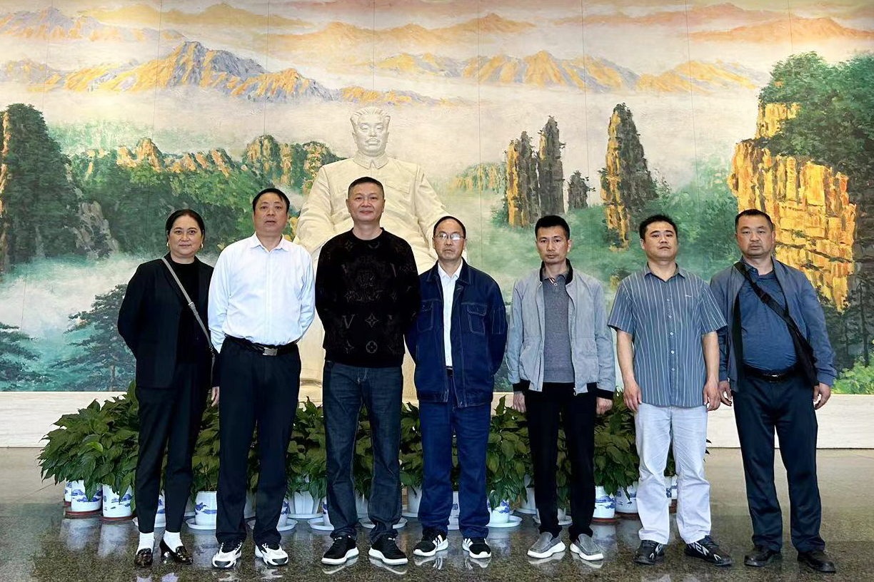 追寻先烈足迹  传承红色基因——mk（中国）鸟儿巢mk全体党员参观贺龙纪念馆